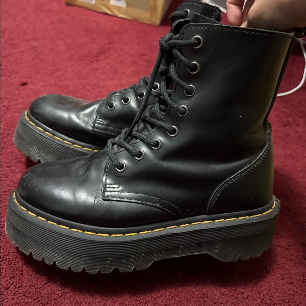 Doc Marten Jadon Platform boots